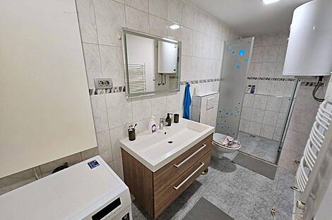 Квартира с четырьмя комнатами в Копере: 12