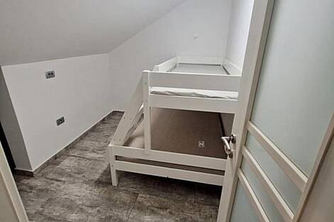 Квартира с четырьмя комнатами в Копере: 13