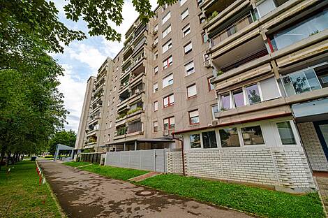 3-комнатная квартира в Нове Фужине: 1