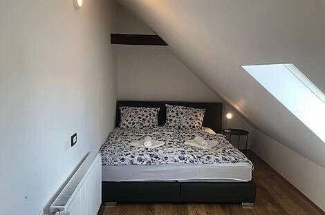 Квартира с тремя комнатами в центре: 12