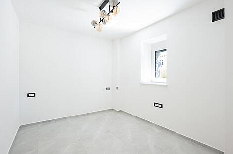 Квартира с тремя комнатами Новое Шмарье: 5