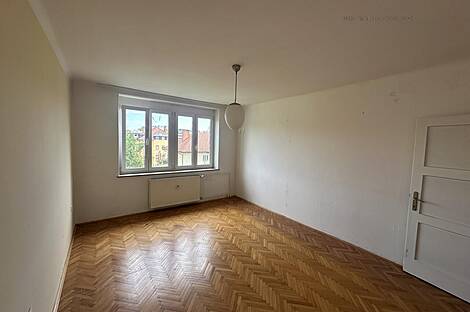 Жилье в районе Савского Поселка: 4