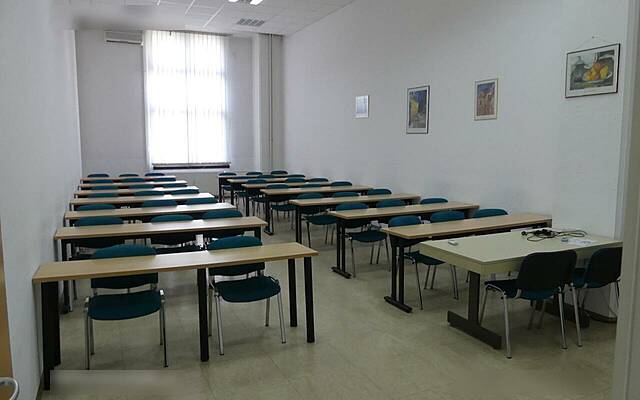 Продажа, торговые помещения, офис: ИП. ШИШКА, НИЖНЯЯ, 14,73 м2: 1