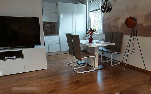 Продажа, квартира, 2-комнатная: ПРЮЛЕ, ТИХОЕ МЕСТО РЯДОМ С ЦЕНТРОМ, 50,4 м2: 2