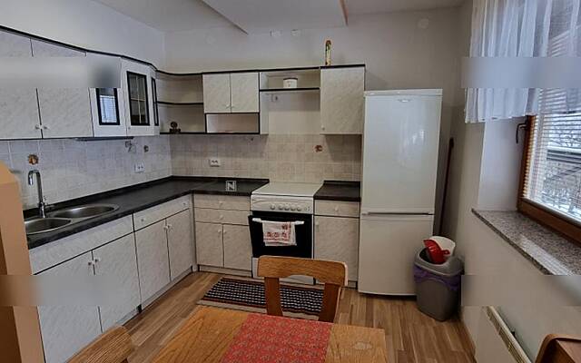 Продажа, квартира, 3-комнатная: ЕСЕНИЦЕ, 89 м2: 2