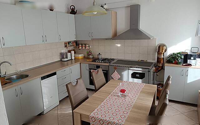 Продажа, дом, рядный: OSEK, 120 м2: 2
