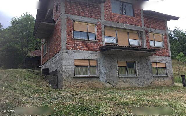 Продажа, дом, отдельностоящий: ПОДПЛАНИНА, 279 м2: 1