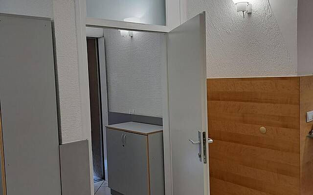 Продажа, квартира, 3,5-комнатная: ВЕЛЕНЬЕ, 80 м2: 3