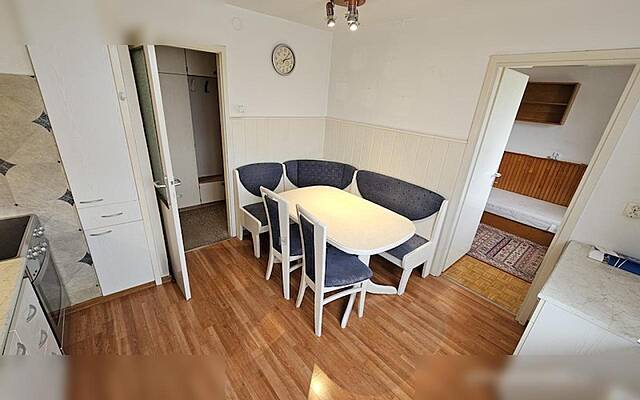 Продажа, квартира, 2,5-комнатная: ЦЕЛЬЕ, ЗЕЛЕНИЦА, 54 м2: 2