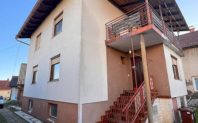 Продажа, дом, двухквартирный: БРЕЗЬЕ, 185,6 м2: 1