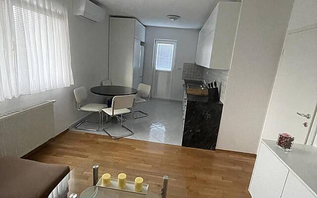 Продажа, квартира, 2,5-комнатная: МОСТЕ, ПРИ КОМЕНДИ, 52,8 м2: 3