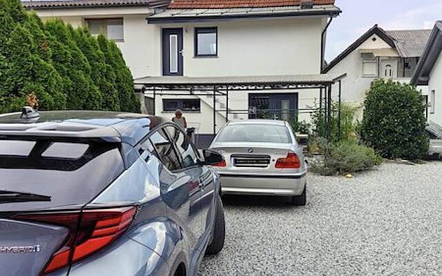 Продажа, дом, двухквартирный дом: ДОМЖАЛЕ, 3 СПАЛЬНИ, 2 ВАННЫЕ КОМНАТЫ, 80 м2: 3