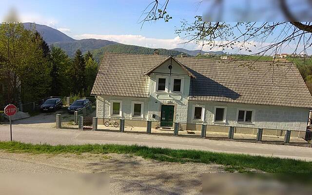 Продажа, дом, отдельностоящий: ТРОЯНЕ, ШЕНТГОТАРД, 350 м2: 1