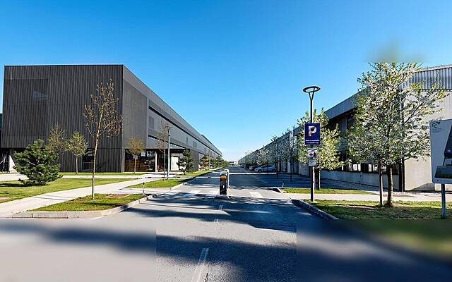 Продажа, коммерческое помещение, большой бизнес-комплекс: KRANJ, 6828 м2: 2