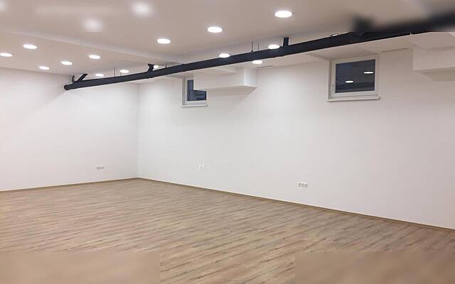 Продажа, коммерческое помещение, прочее: КРАНЬ, У ОСТРОВА НА ГОРЕ, 100 м2: 2