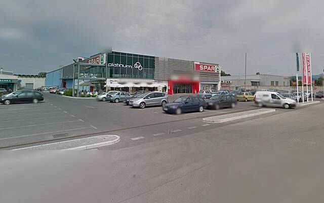 Продажа, коммерческие помещения, помещения для оказания услуг: ŽALEC, CELJSKA CESTA 8, 800 м2: 1