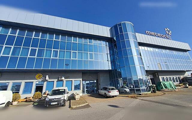 Продажа, офисное помещение, совмещенное помещение: SPODNJE HOČE, 4500 м2: 1