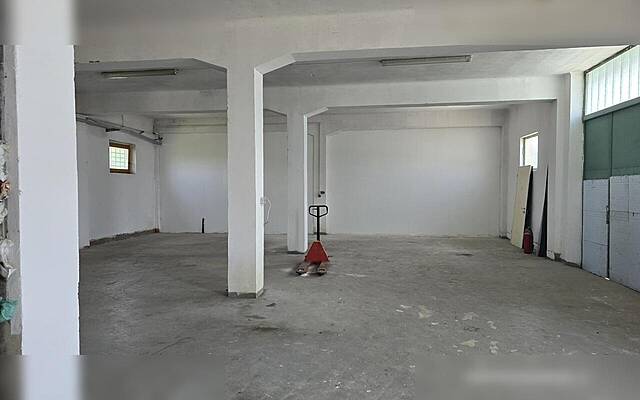 Продажа, коммерческое помещение, мастерская: ЗРКОВЦИ, 88 м2: 1