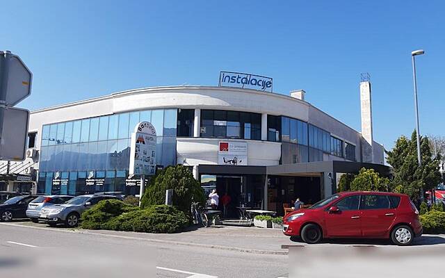Продажа, коммерческое помещение, магазин непродовольственных товаров: AJDOVŠČINA, 959 м2: 1