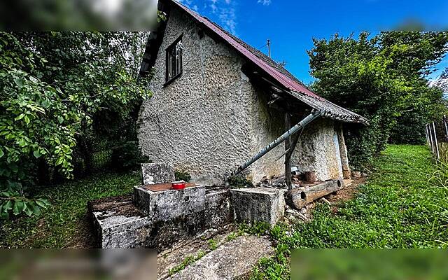 Продажа, недвижимость, строящееся здание: ХРАСТ ПРИ ЮГОРЮ, 1575 м2: 1