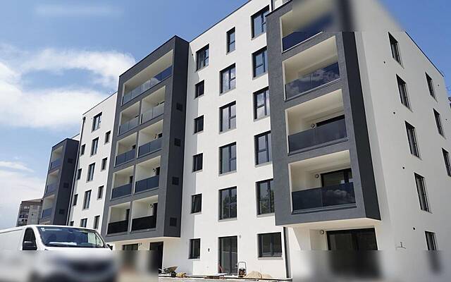Продажа, квартира, 3-комнатная: БРЕЖИЦЕ, РЯДОМ С АВТОБУСОМ, 105,5 м2: 1