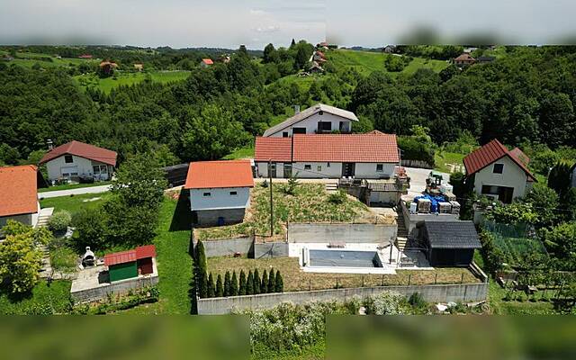 Отремонтированный дом с бассейном (продажа): 3