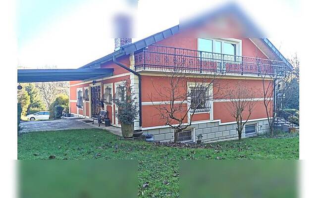 БОЛЬШОЙ ДОМ В ЦЕНТРЕ ПОДЛЕХНИКА (продажа): 2