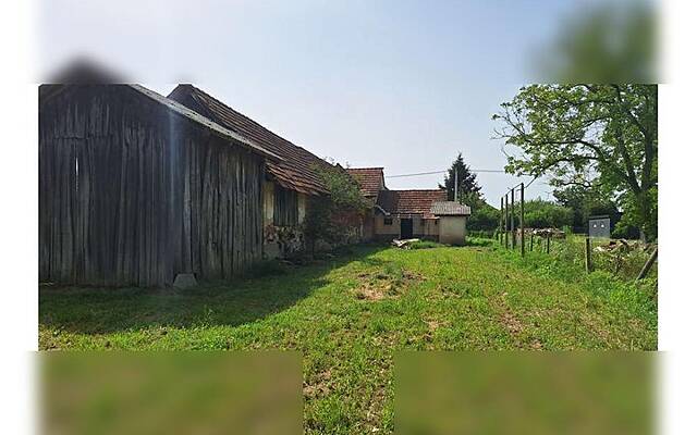 Старый дом с потенциалом для инвесторов (продажа): 2