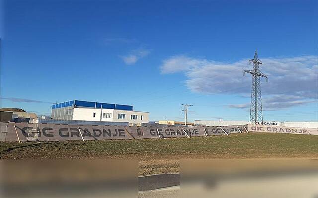 Земля под застройку на продажу в Хоче: 2