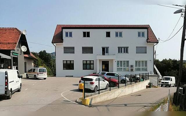 Расположение коммерческого помещения: Згорня Ложница, 82,3 м2 (продажа): 1