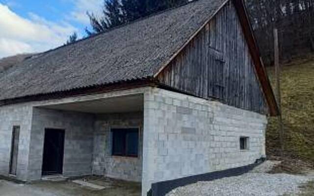 Расположение коммерческого помещения: Храстовец под Бочем, 136 м2 (продажа): 2